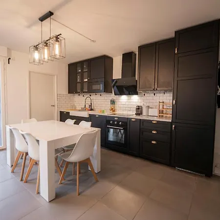 Spacious Apartment Near The Beach Bordeaux Exterior photo